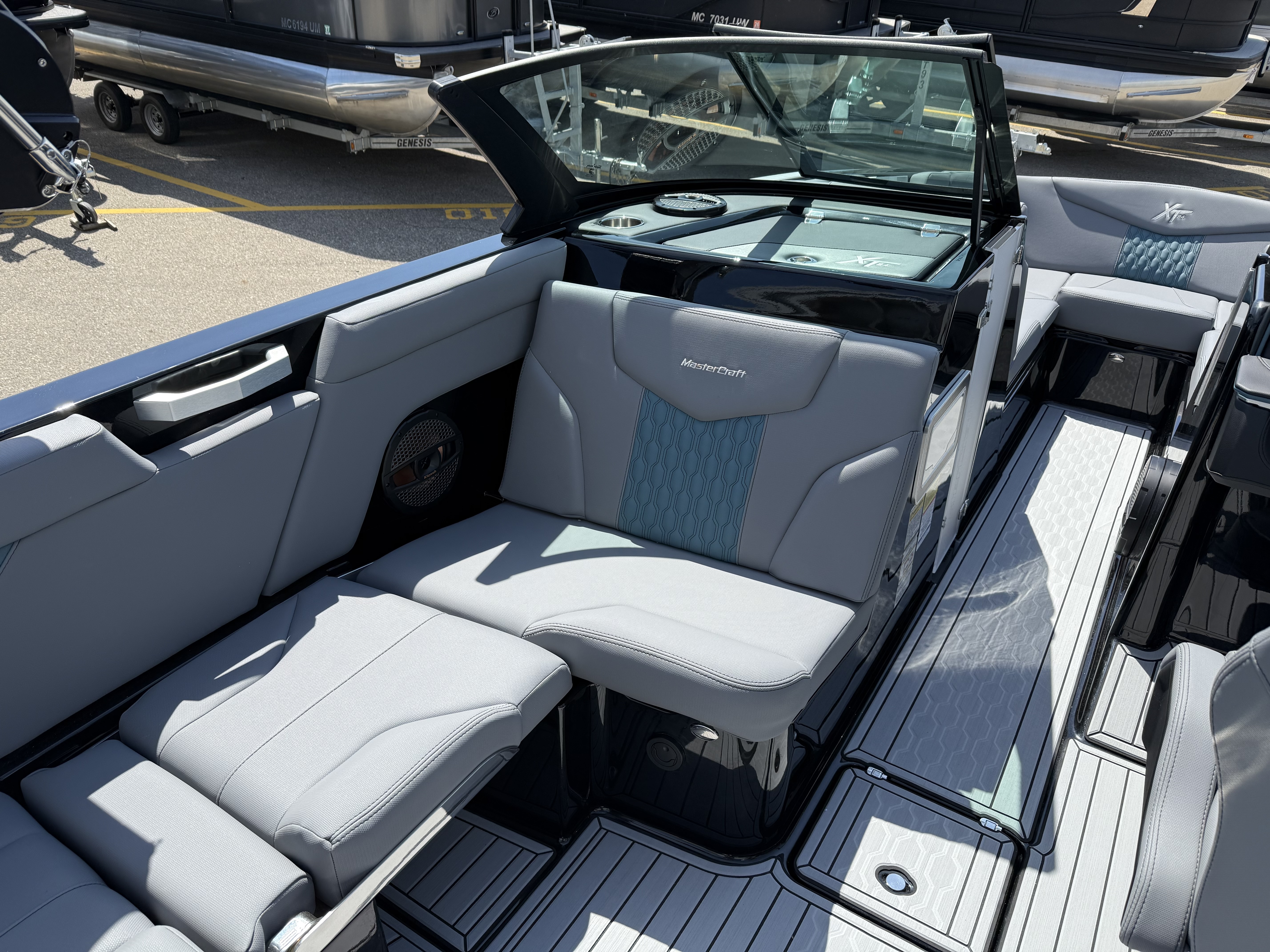 2025 MasterCraft XT24