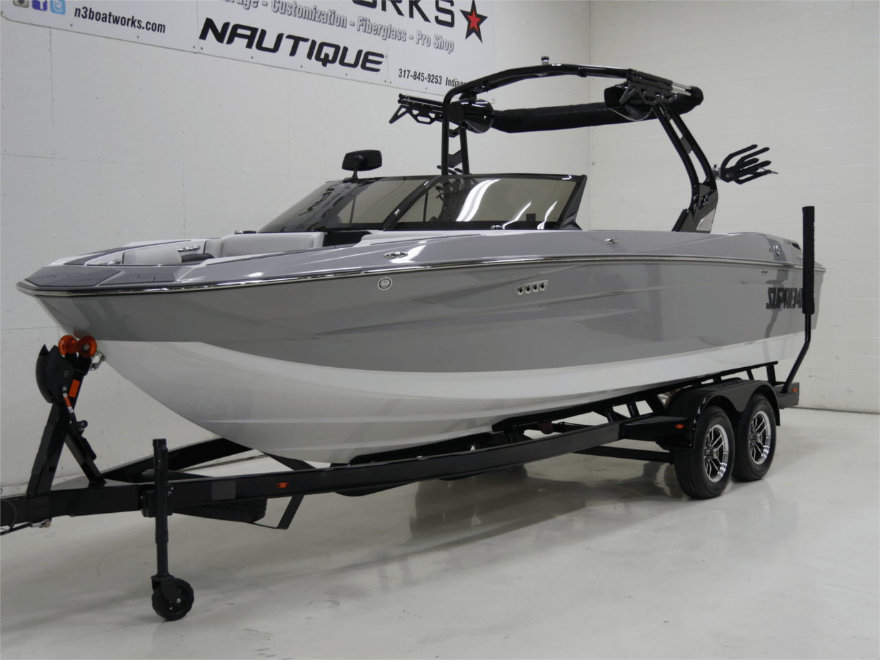 2025 Supreme S240 – Stone Gray