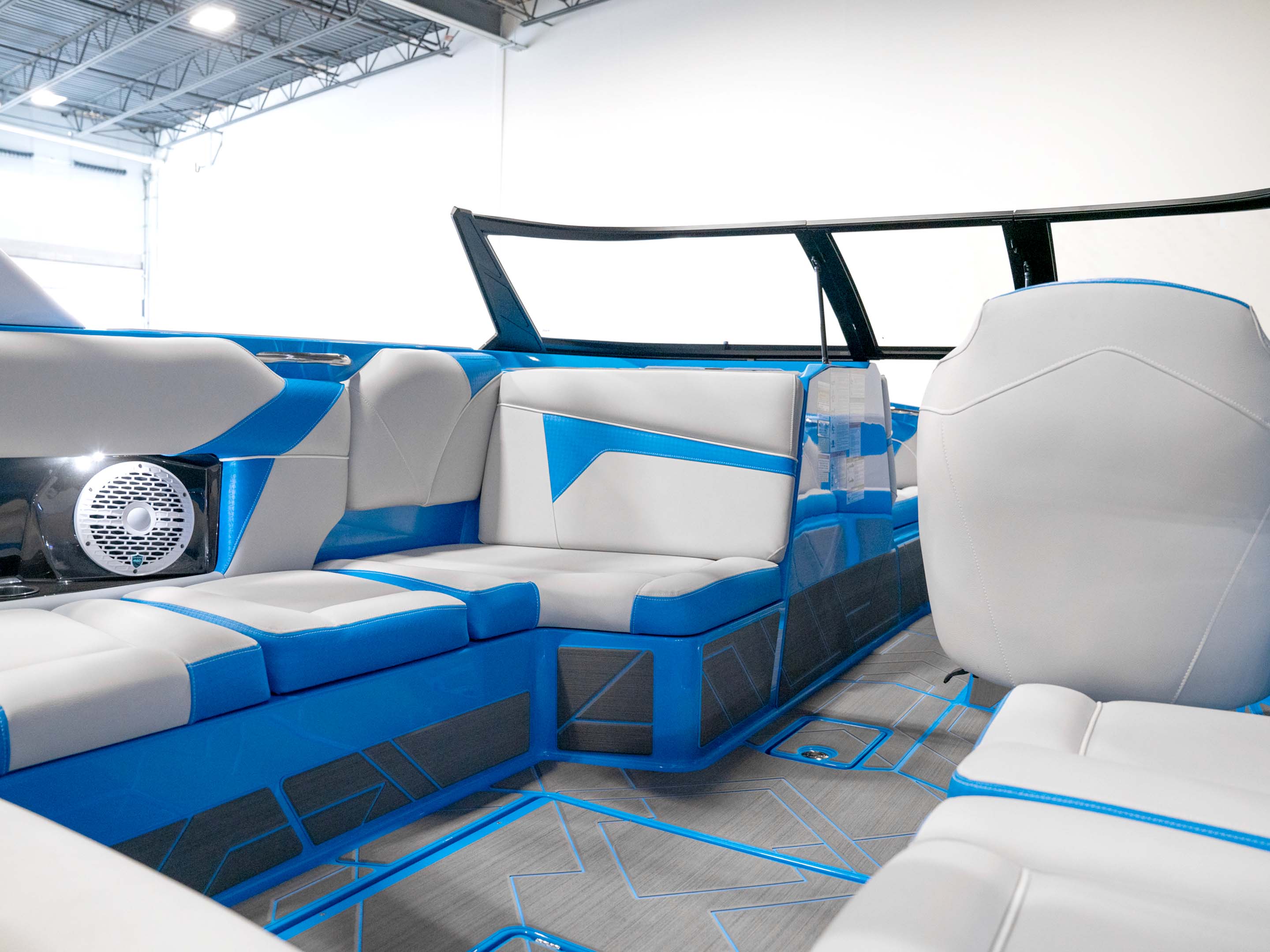 2024 Supreme S220 Silver Flake / Blue Icon