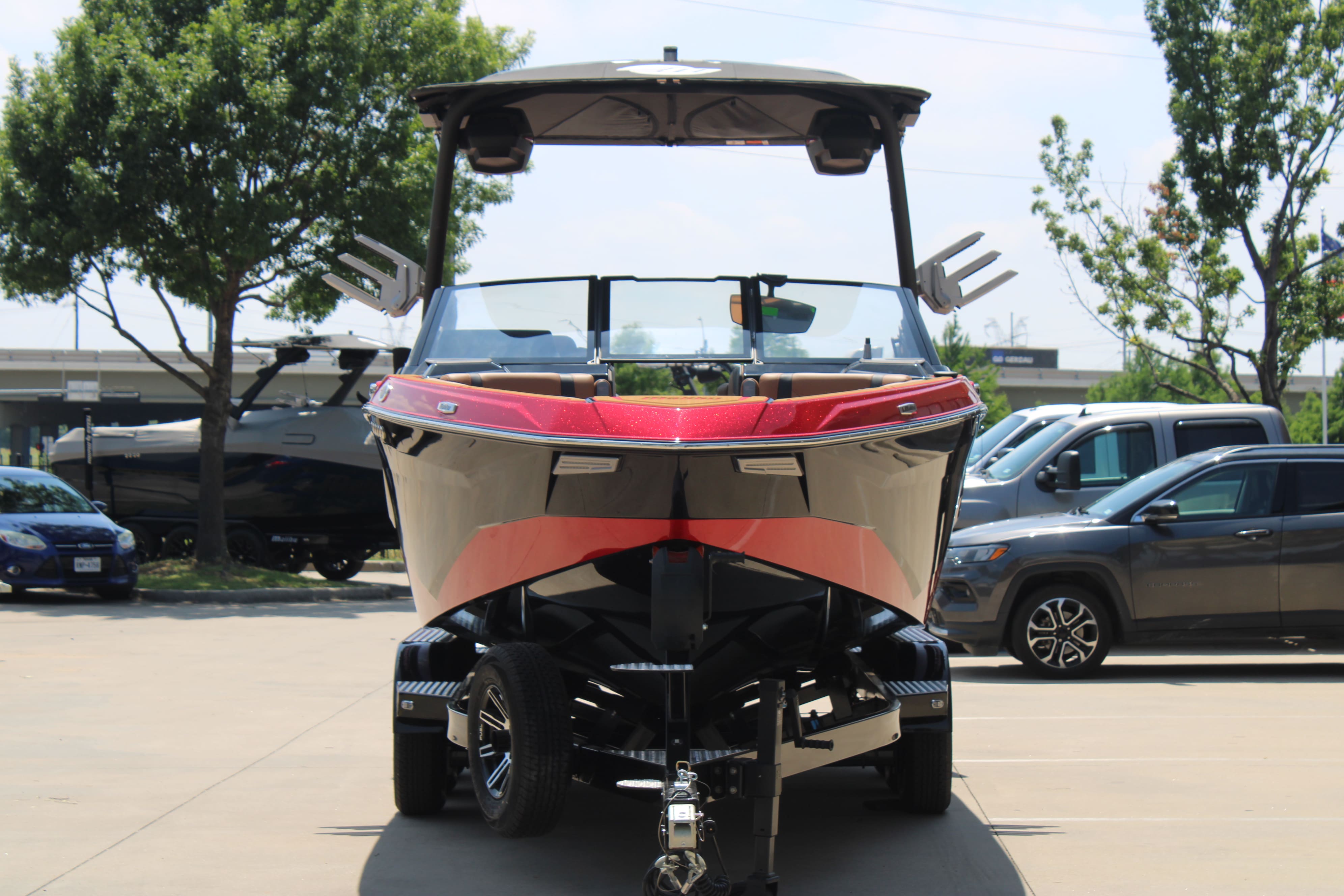 2025 Malibu 25 LSV