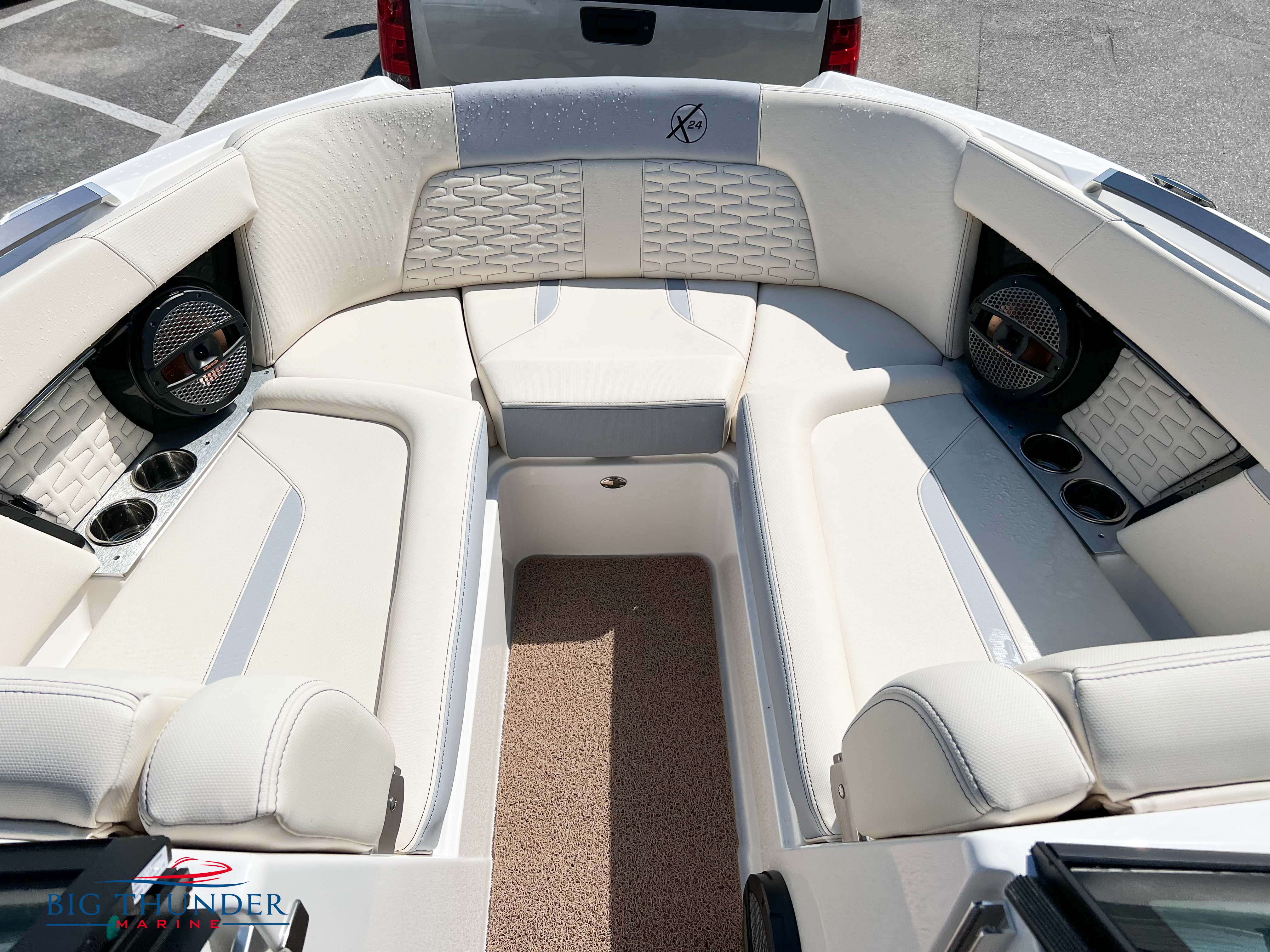 2023 Mastercraft X24