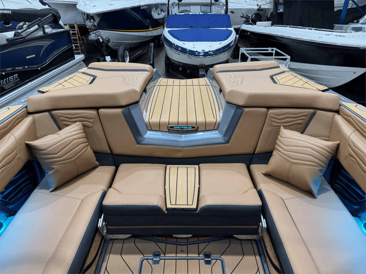 2025 Nautique G23