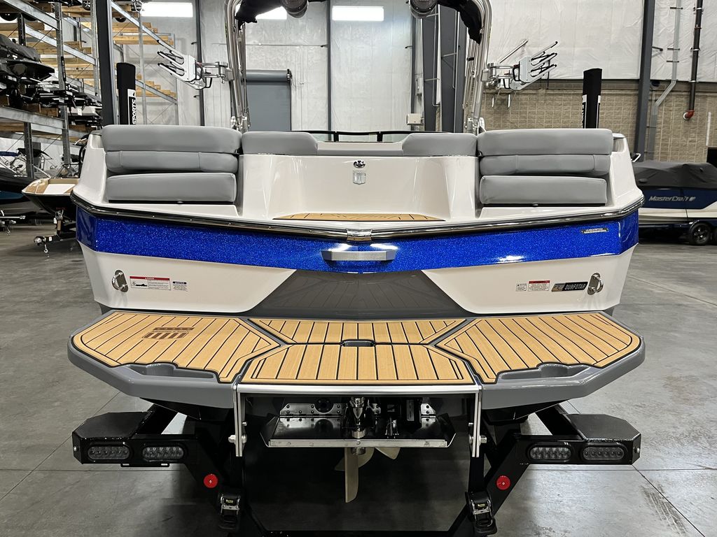 2024 MasterCraft XT25