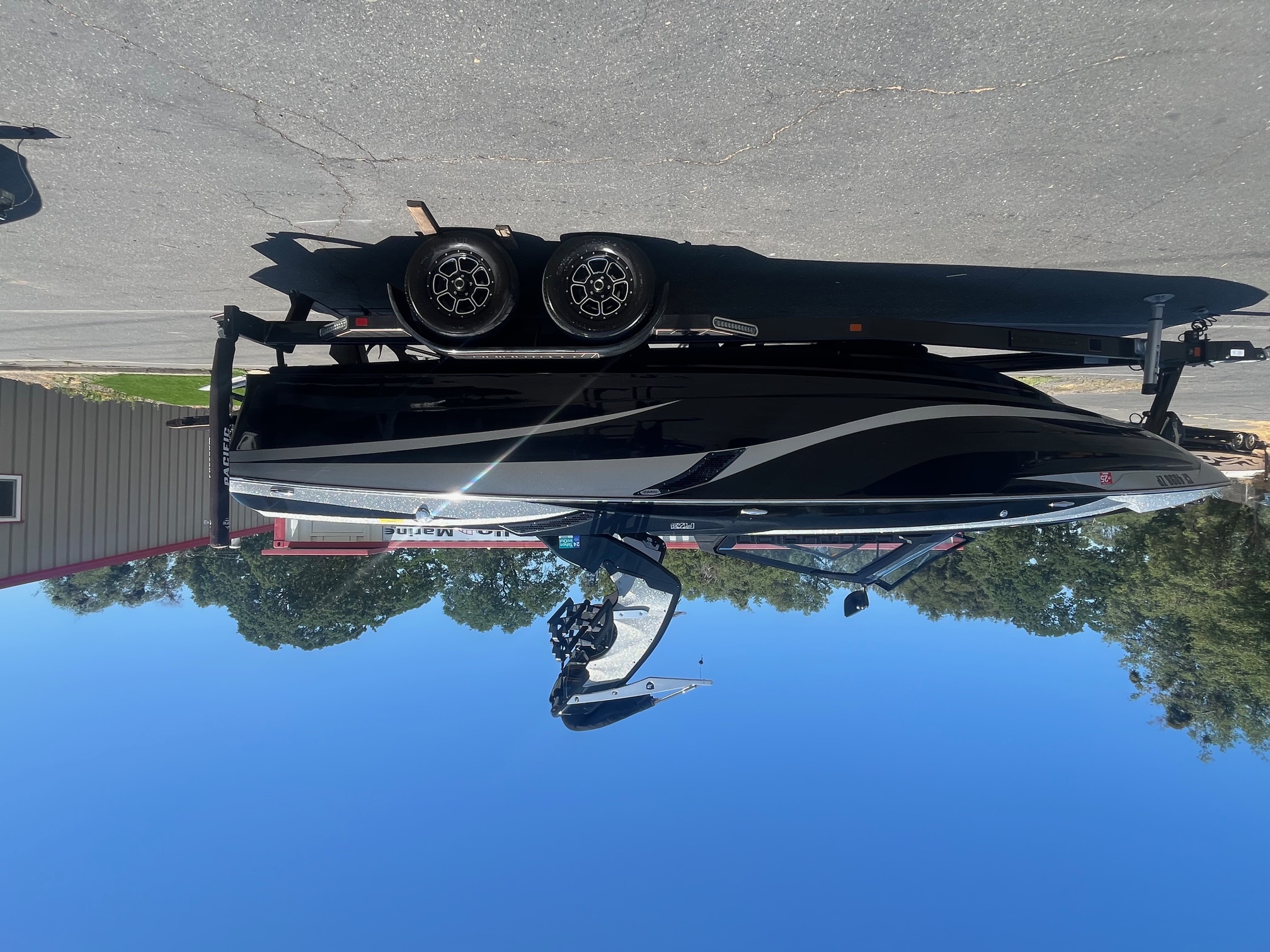 boat.Title
