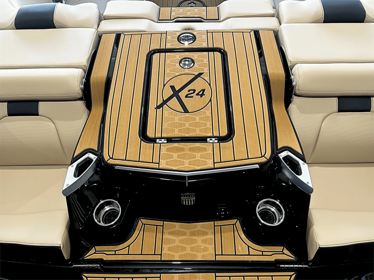 2025 MasterCraft X24