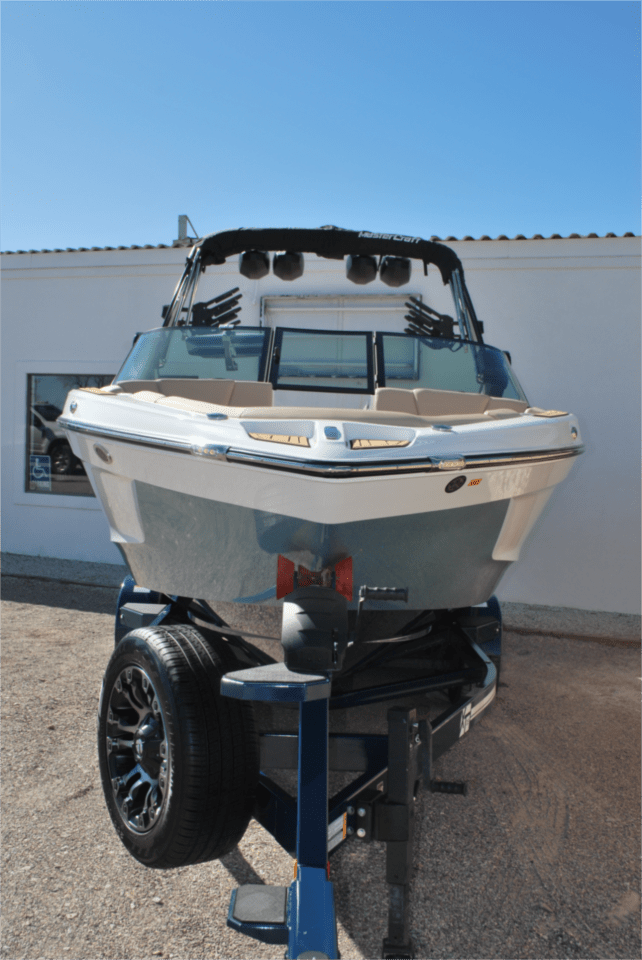 boat.Title