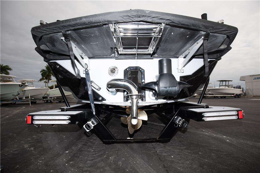 Model Year Savings! 2024 Super Air Nautique S23 Coastal Edition