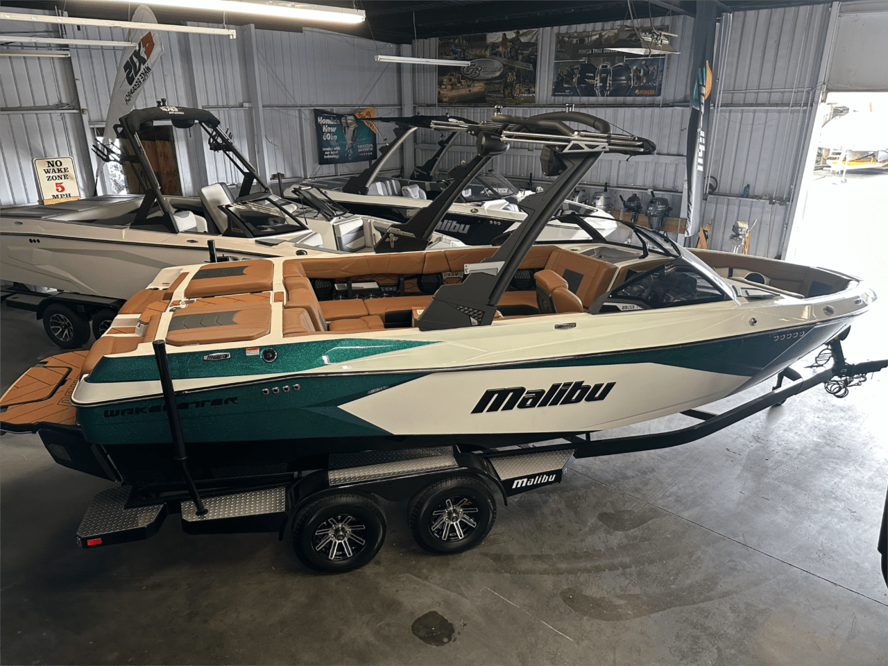 boat.Title