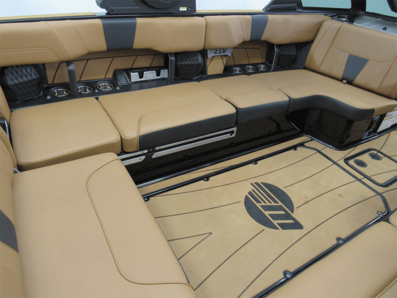 2022 Malibu 23 LSV