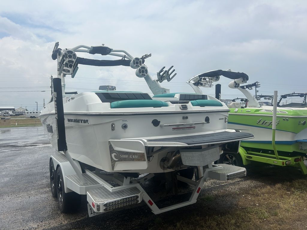 2020 Malibu Boats 23 MXZ