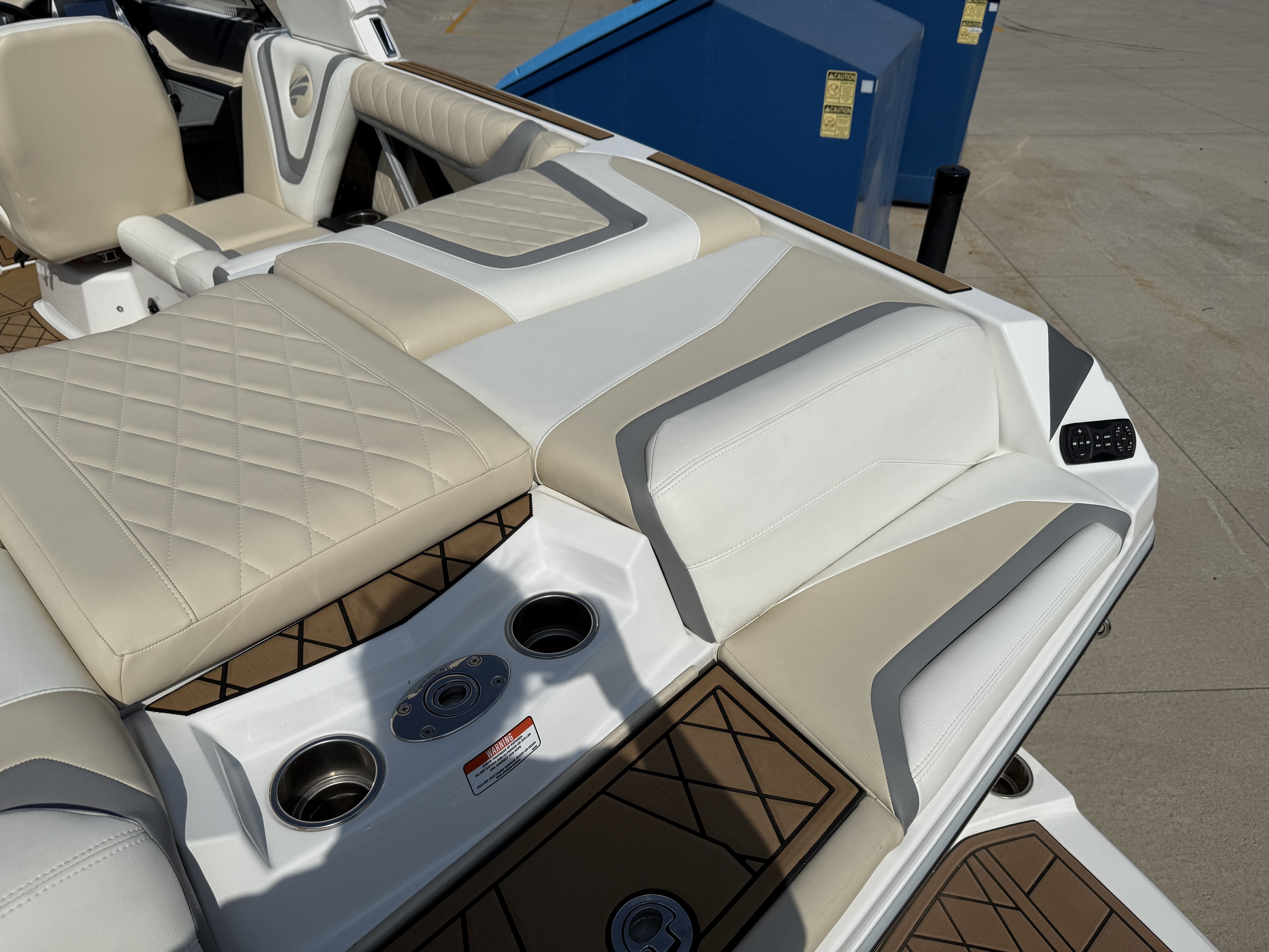 2022 Tige 21ZX Icon