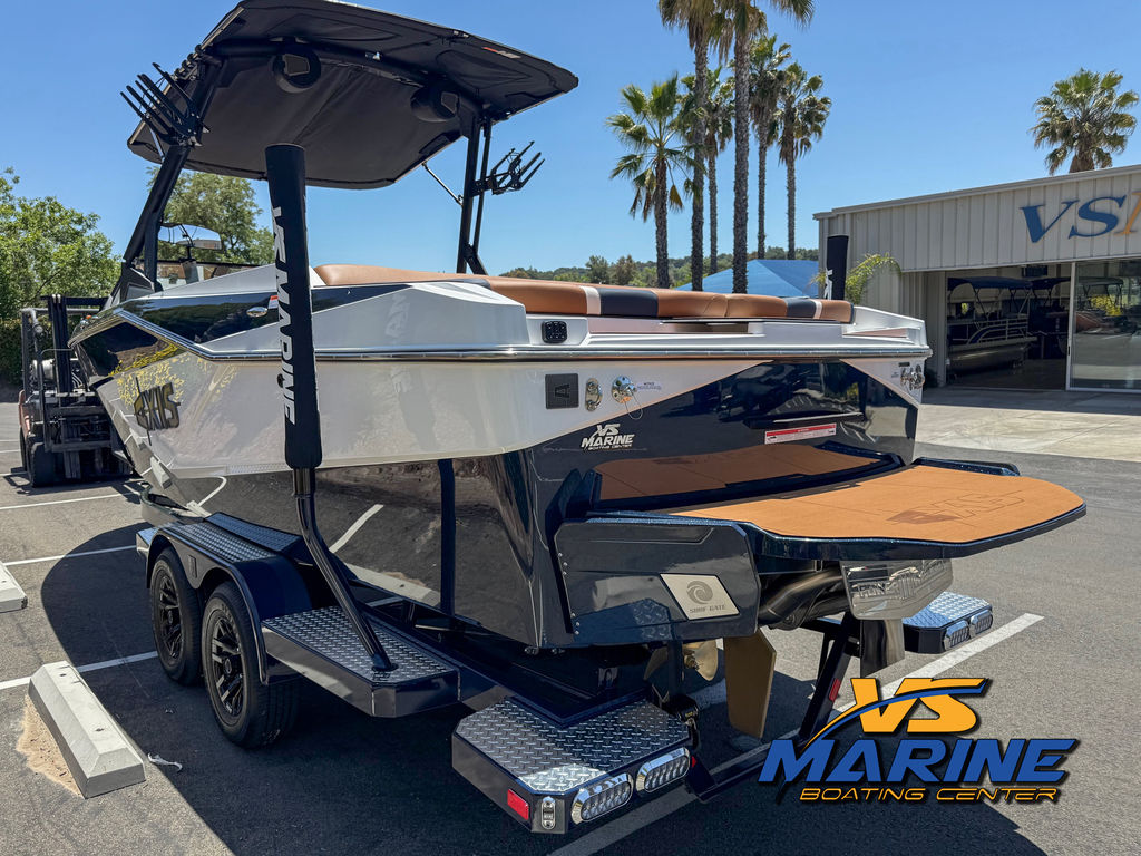 2025 Axis Wake Research T235