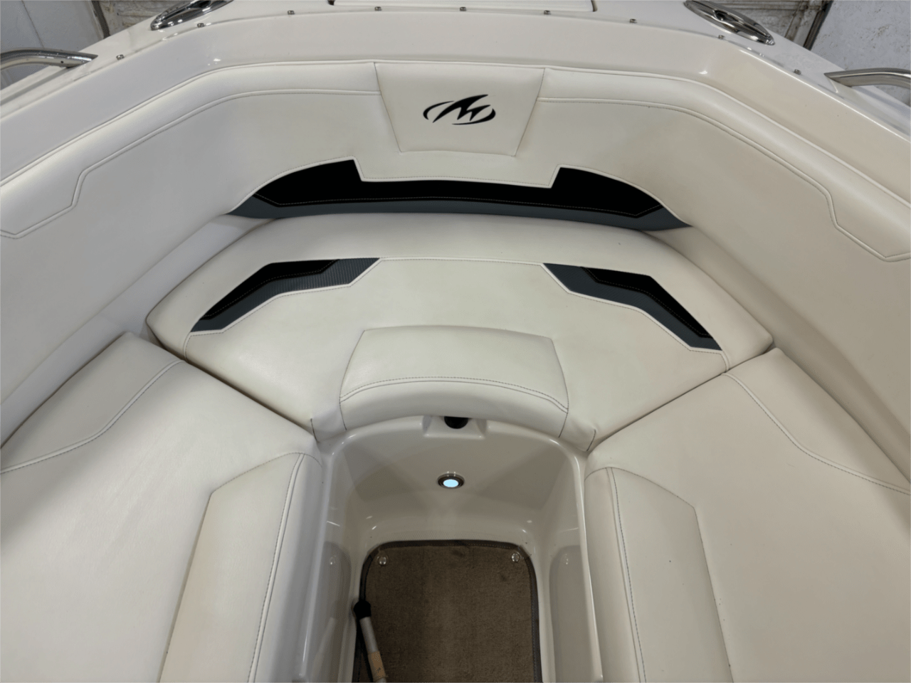 2012 Monterey 244 FSX