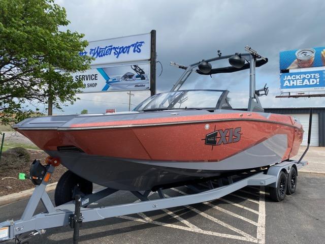 boat.Title
