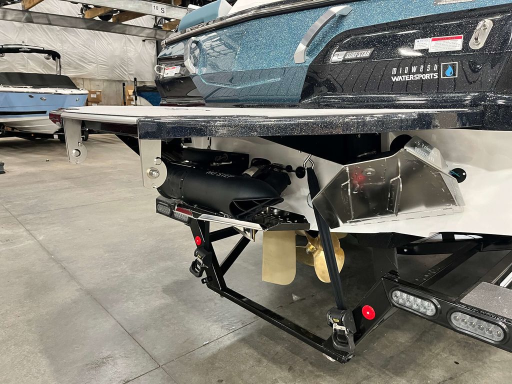 2025 MasterCraft X24