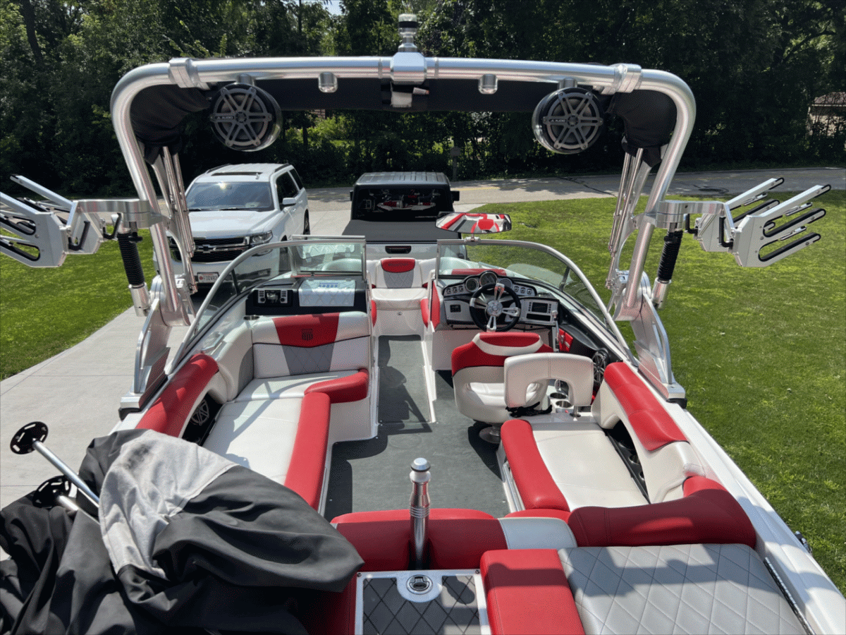 2013 MasterCraft X25 | 209610