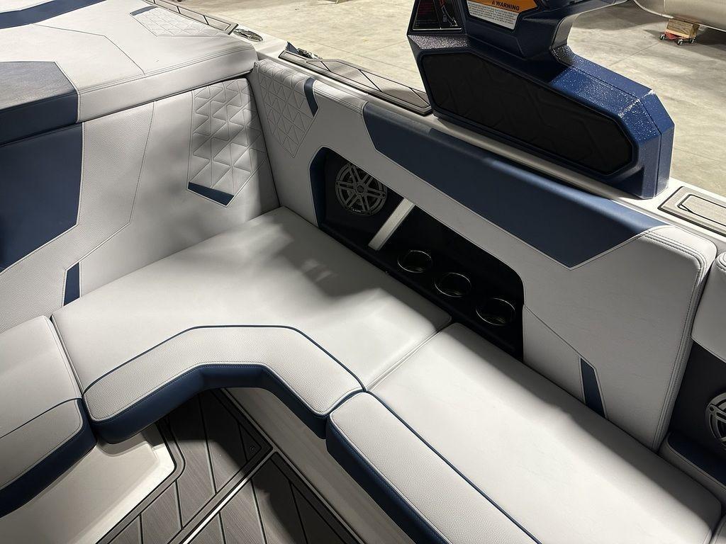 2025 Nautique GS20