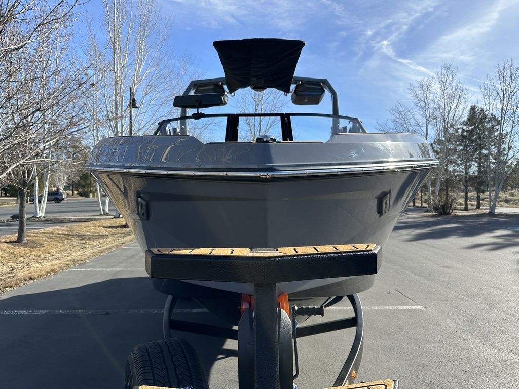 2025 Nautique Super Air Nautique S23 Icon