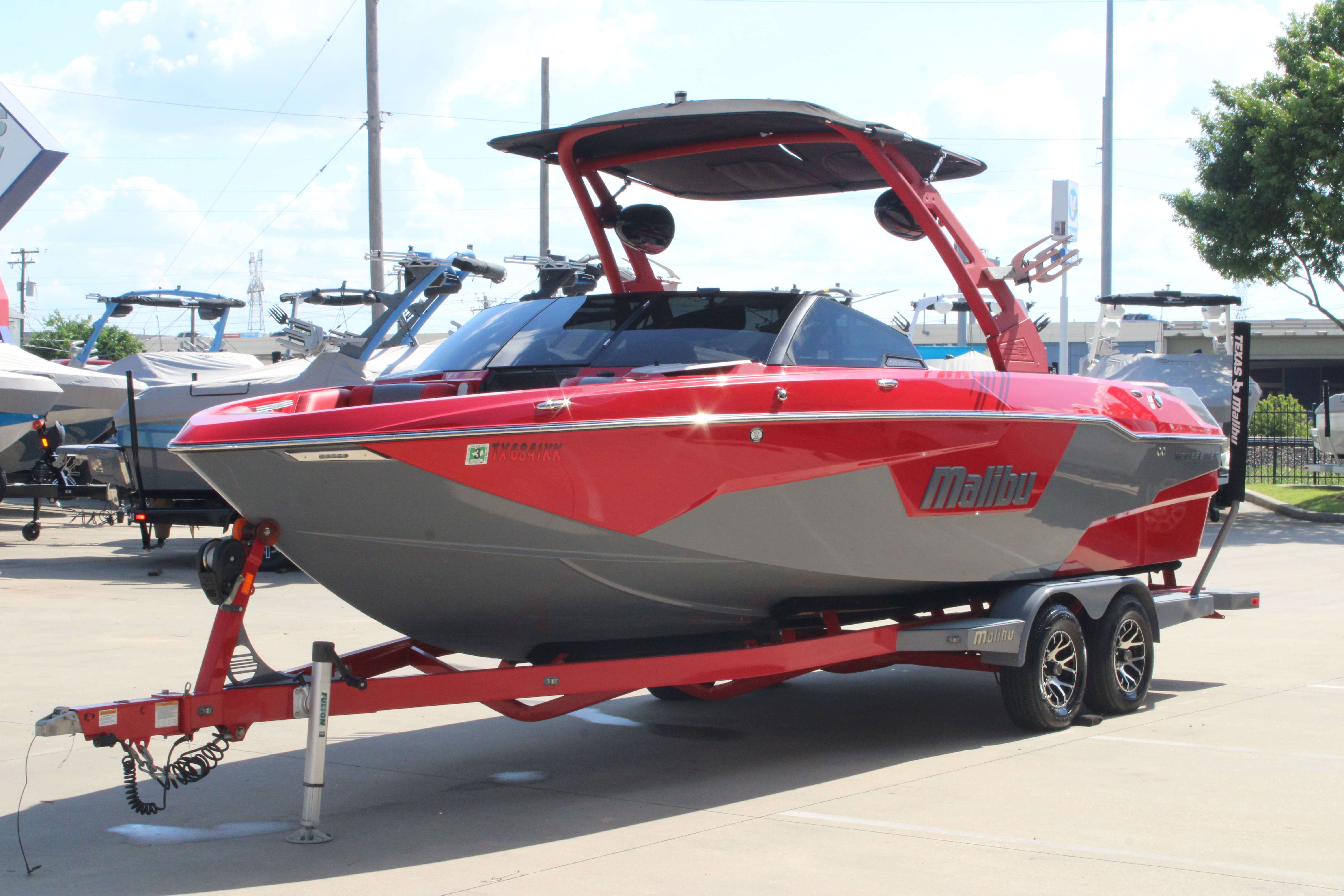 2020 Malibu 25 LSV