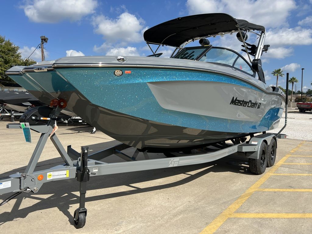 2024 MasterCraft XT22