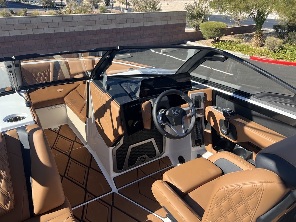 2025 Malibu Boats M230