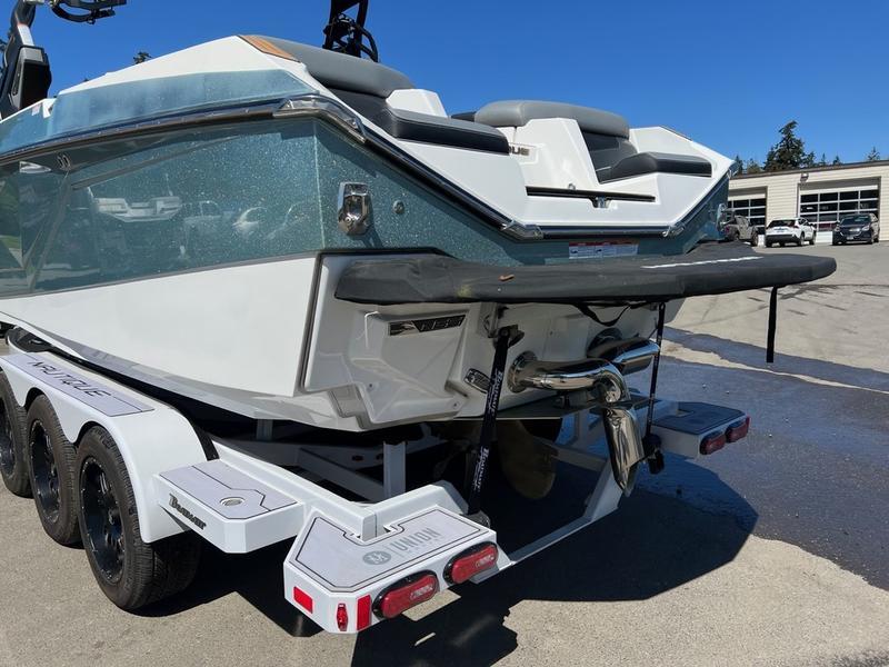 2021 Nautique G23