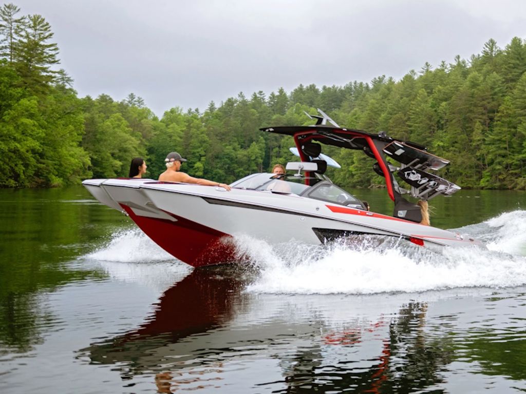 2025 Malibu Boats 24 MXZ Icon