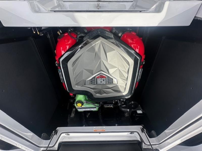 2025 Nautique G23