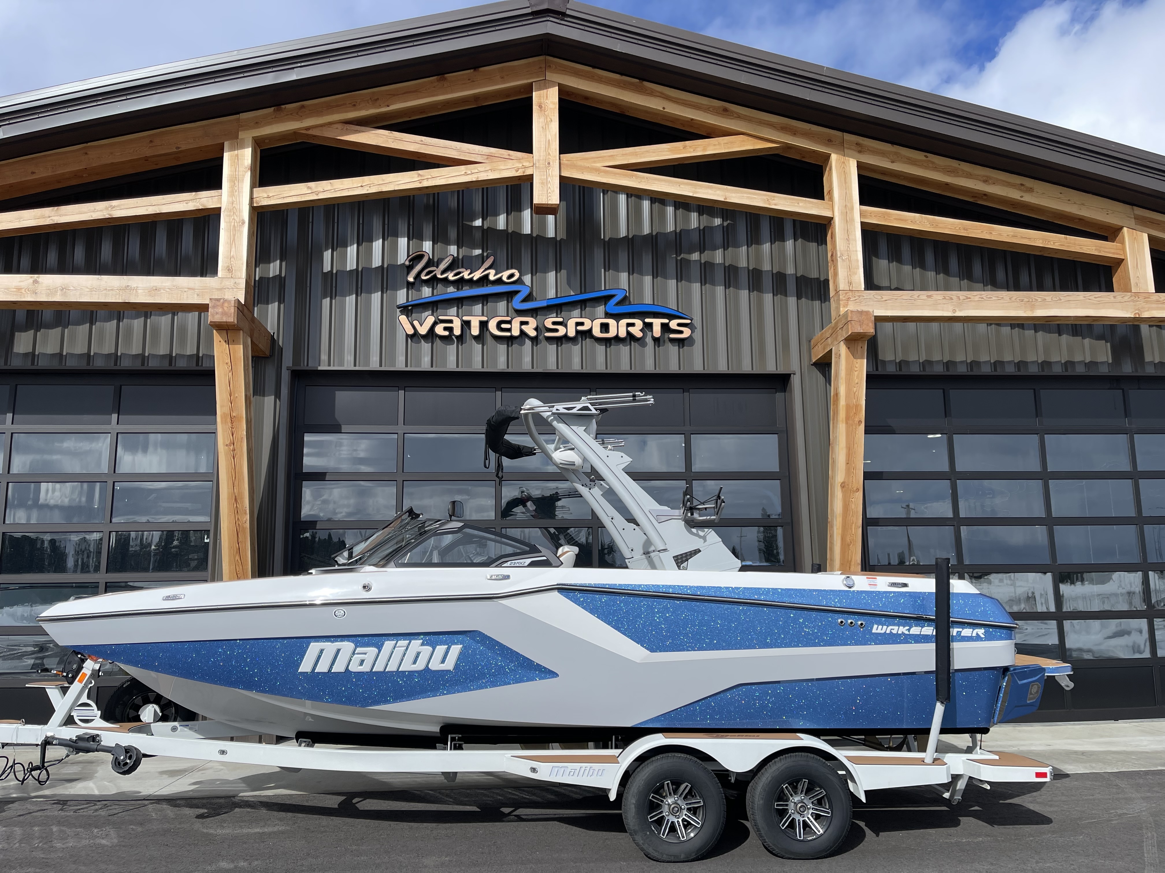2024 Malibu Boats 23 MXZ
