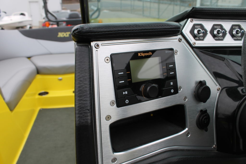 2018 MasterCraft NXT22