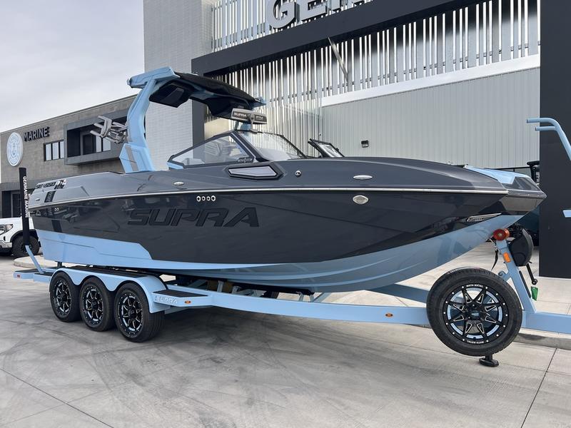 boat.Title