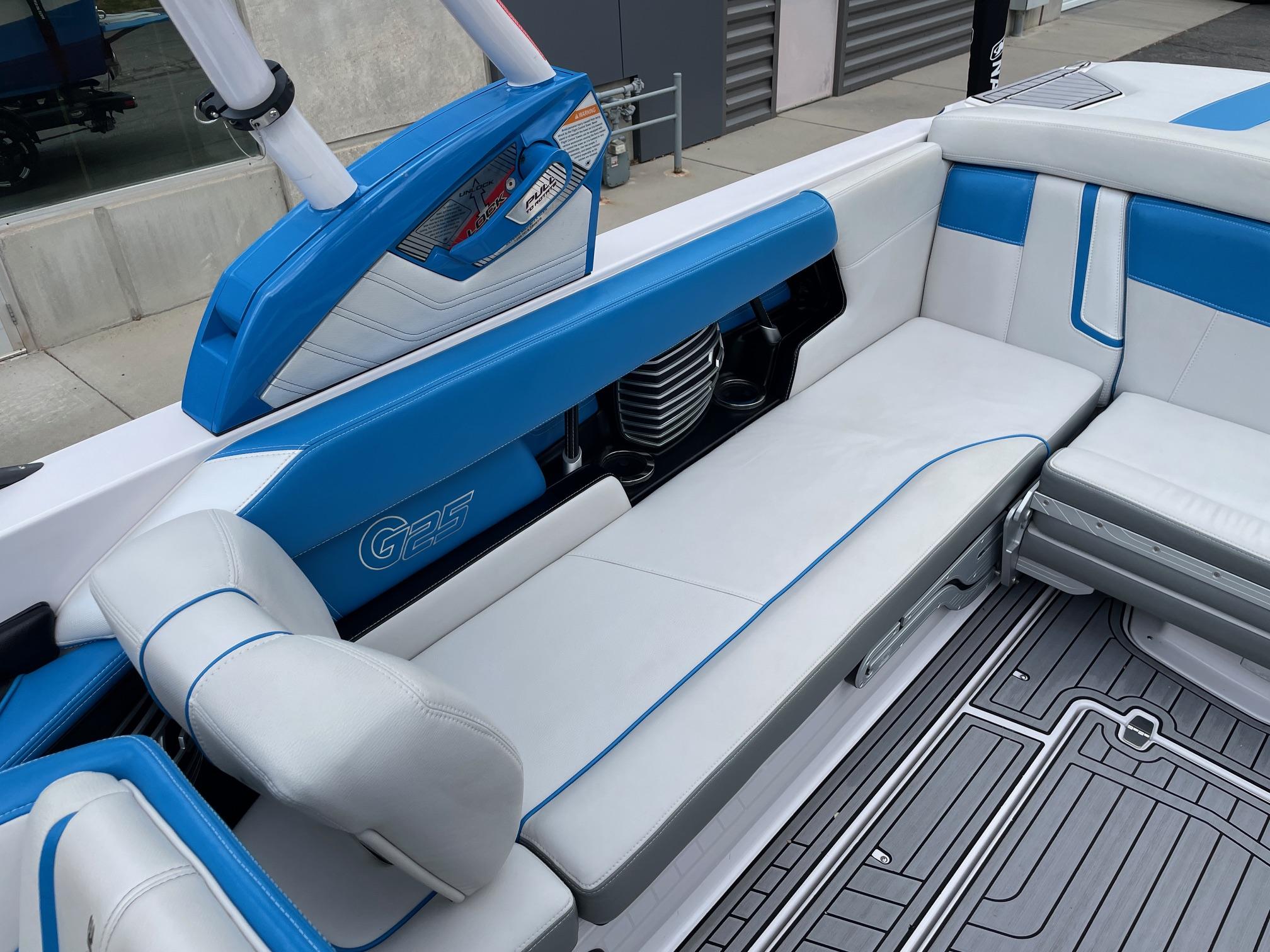 2015 NAUTIQUE G25 W/XR7 550HP SUPERCHARGED POWER PLANT