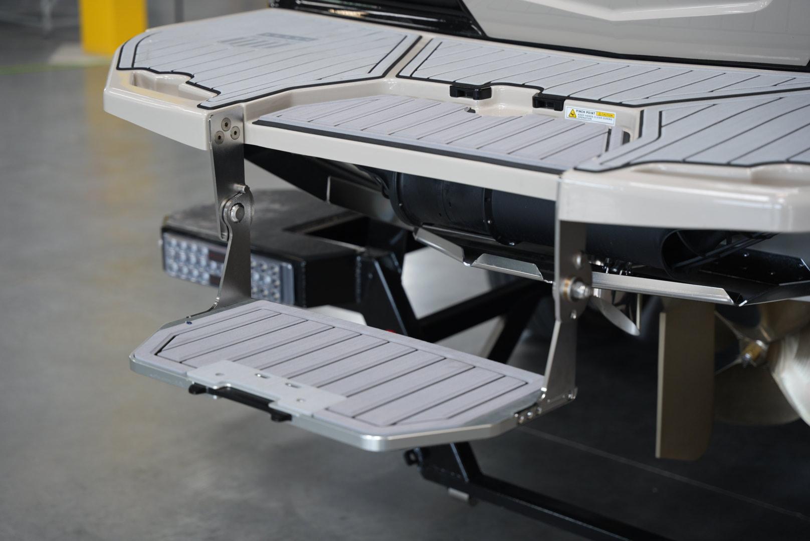 2025 MasterCraft X22 - NEW ARRIVAL &#8211; BRAND NEW COLOR! Icon