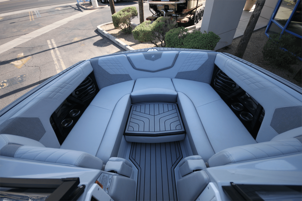 2022 Super Air Nautique G23 – 110 hours Excellent Condition