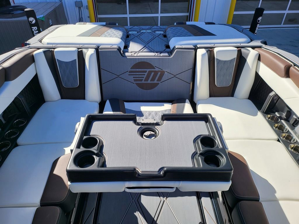 2025 Malibu Boats M230