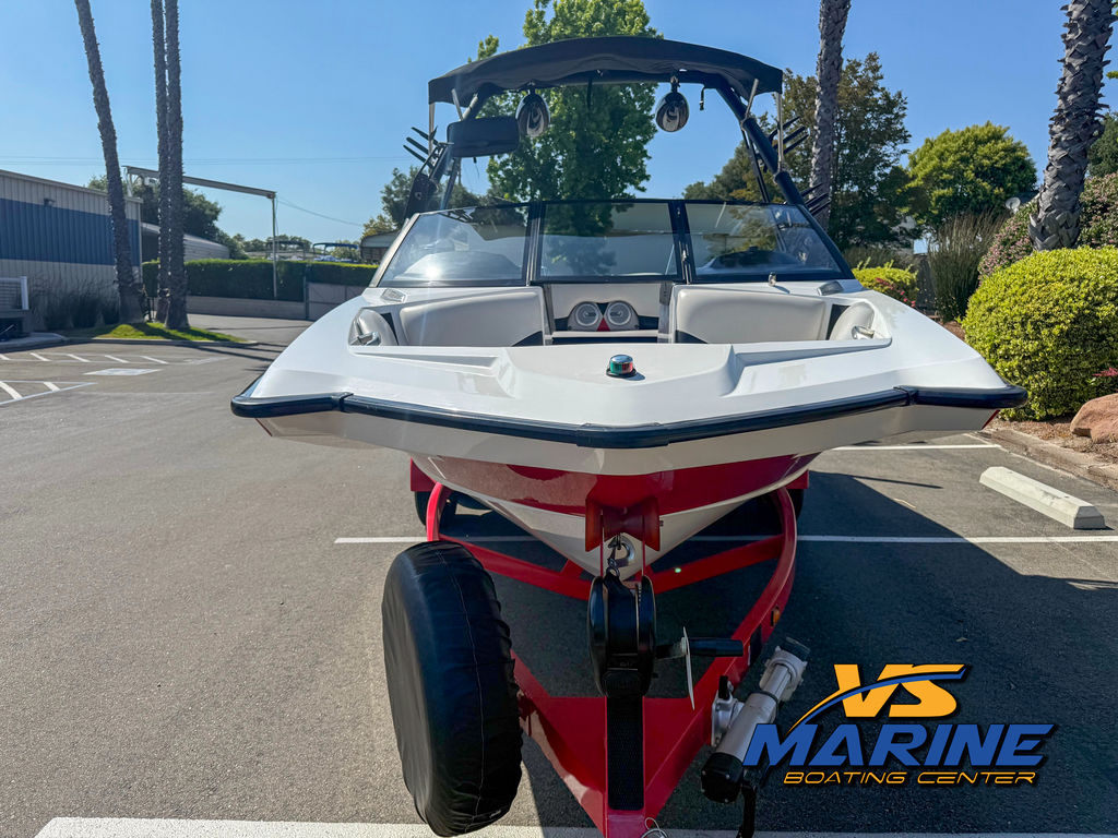 2013 Axis Wake Research A20
