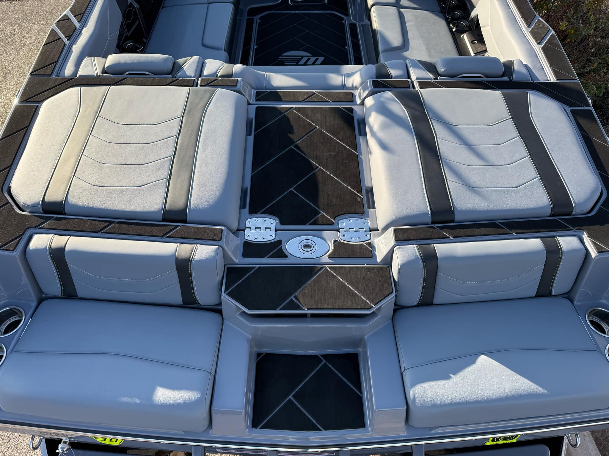 2025 Malibu 23LSV