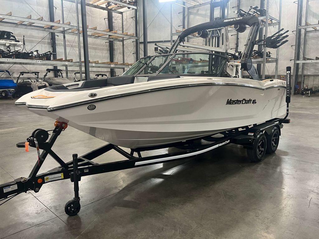 2025 MasterCraft NXT22