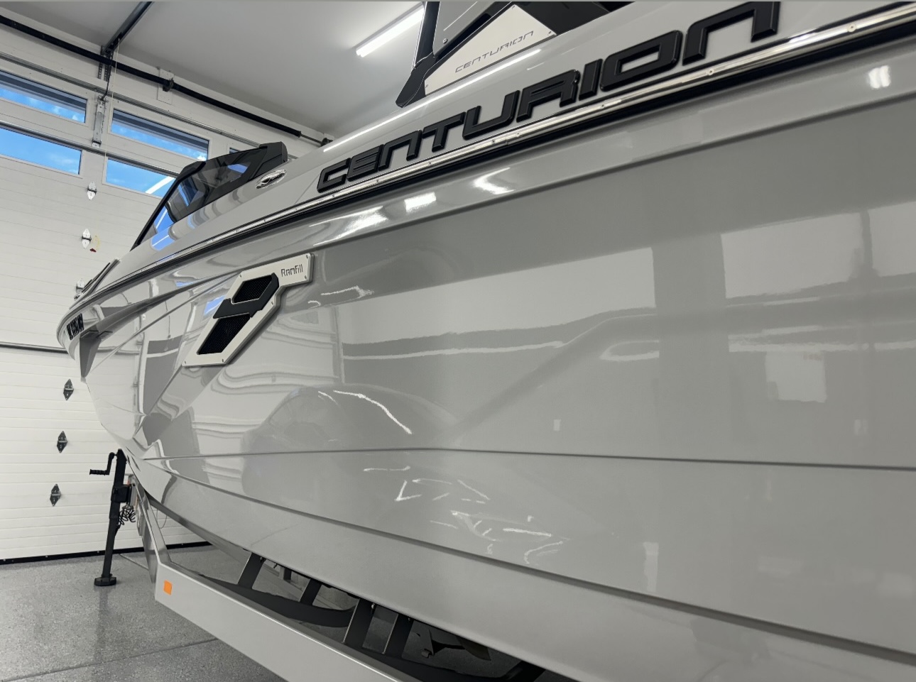 Centurion Boat Ri245 Stone Gray