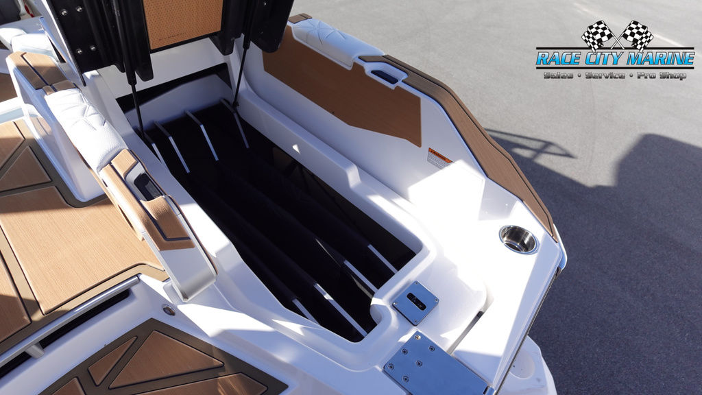 2025 Nautique P23