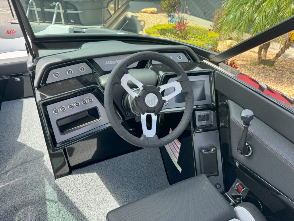 2024 MasterCraft NXT21
