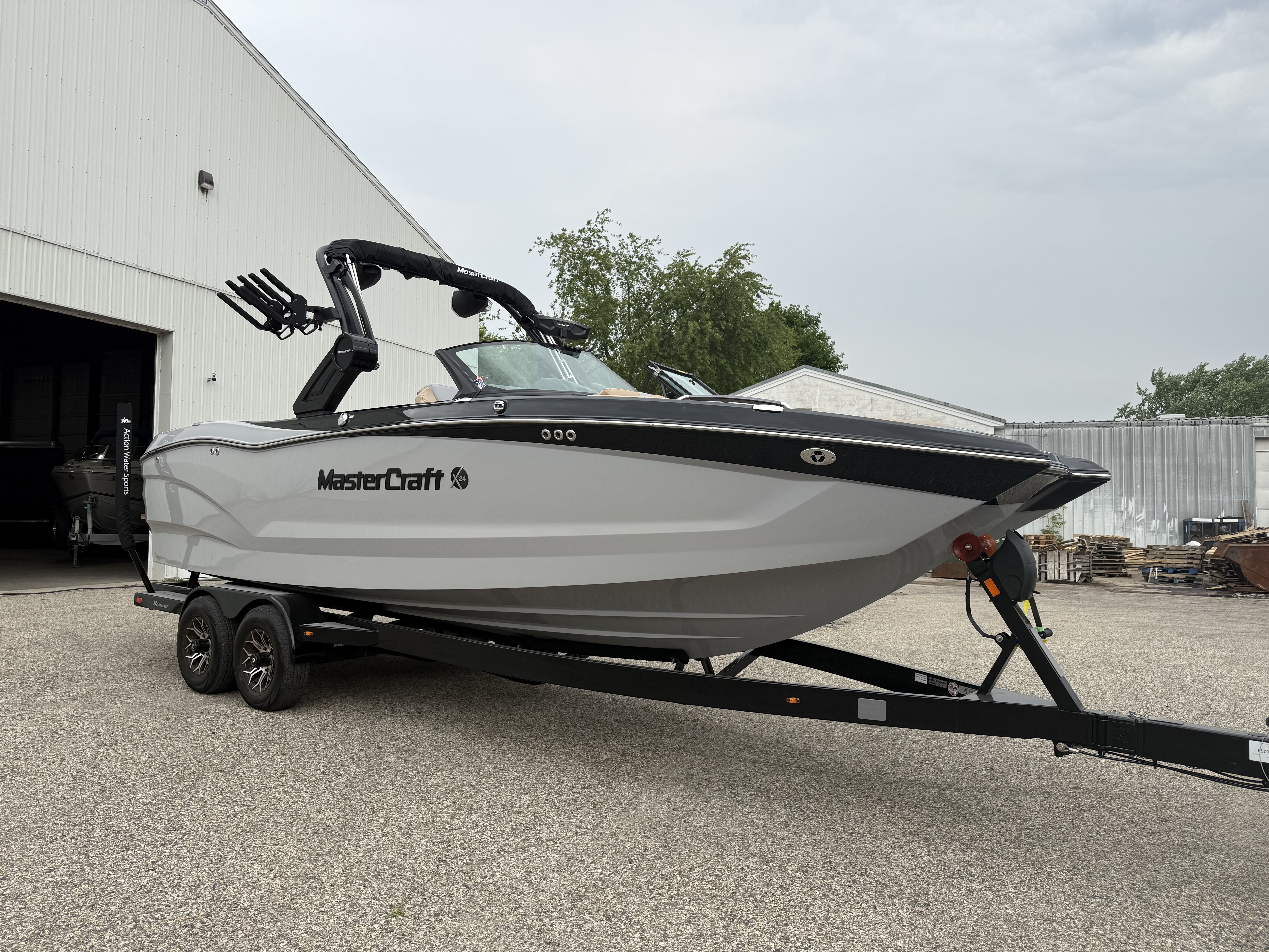 2023 MasterCraft X24