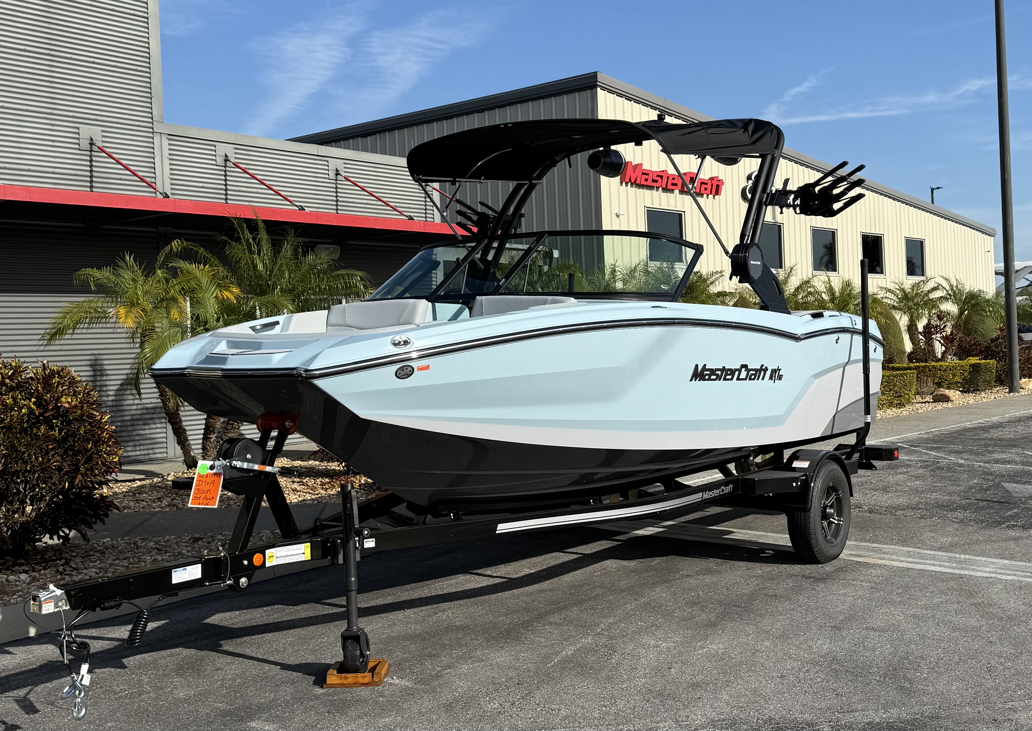boat.Title