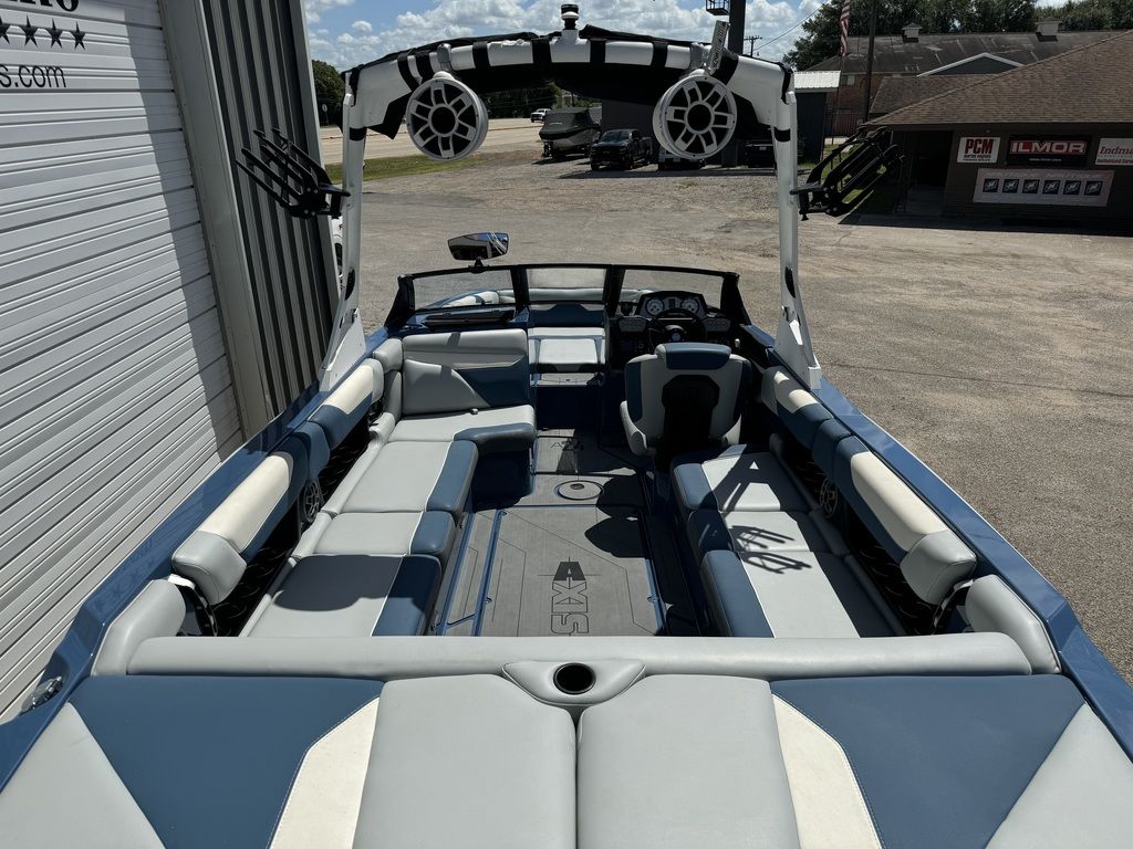 2021 Axis Wake Research A24 Icon