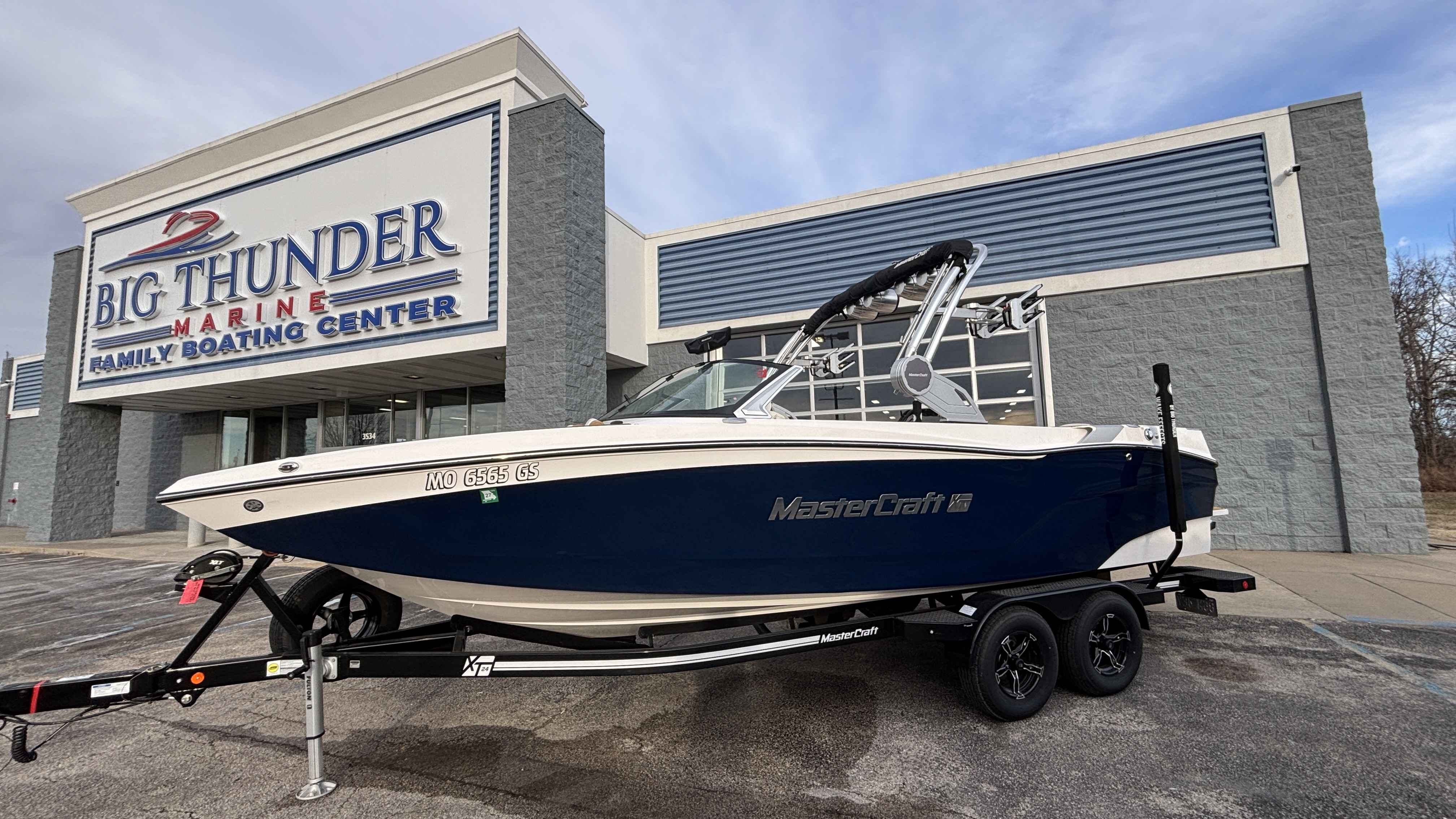 2023 MasterCraft XT24