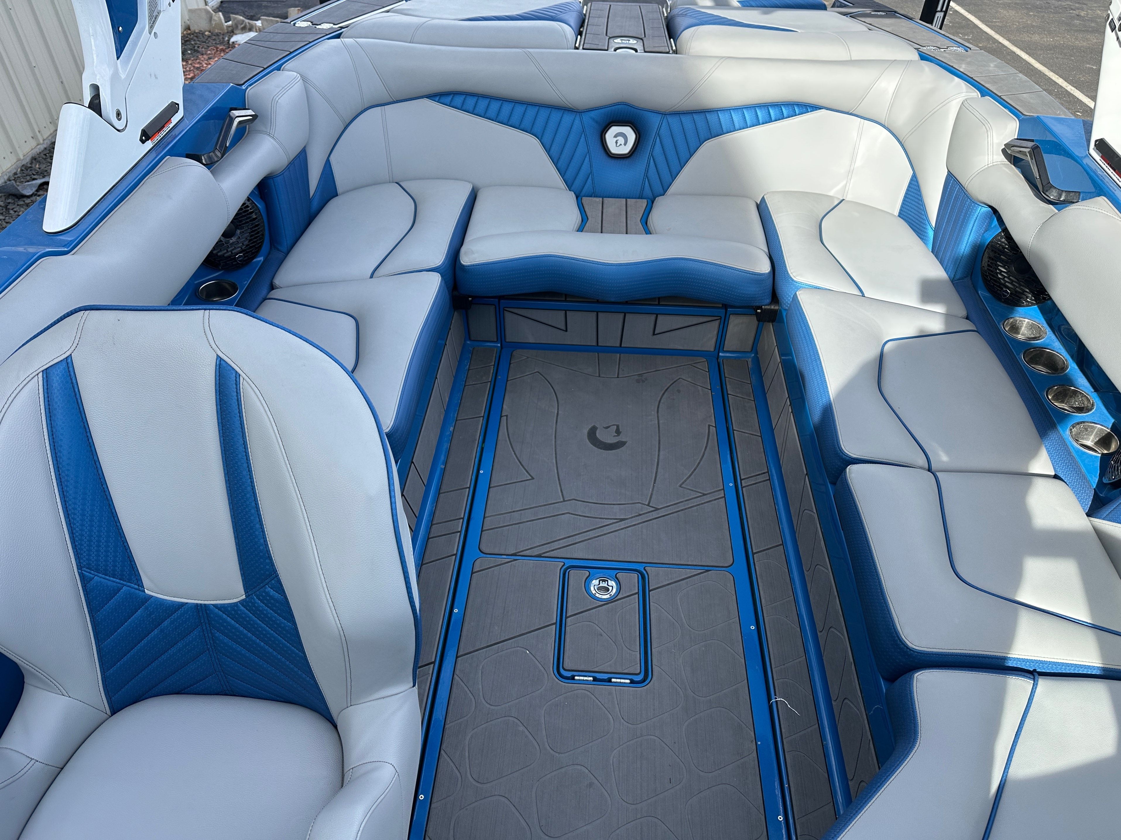 2023 Centurion FI23