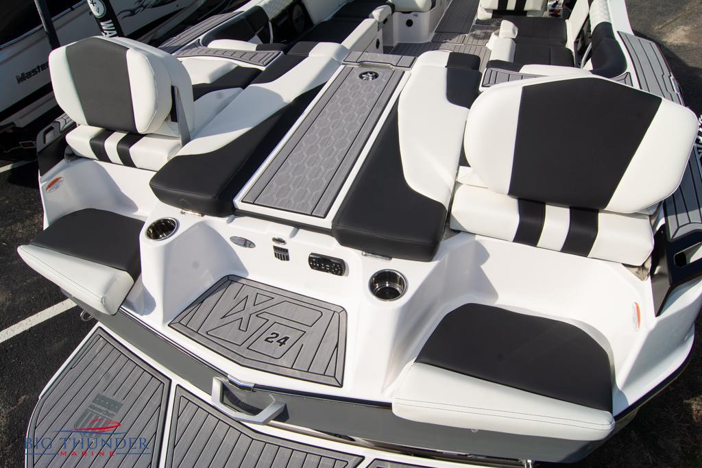2023 Mastercraft XT24