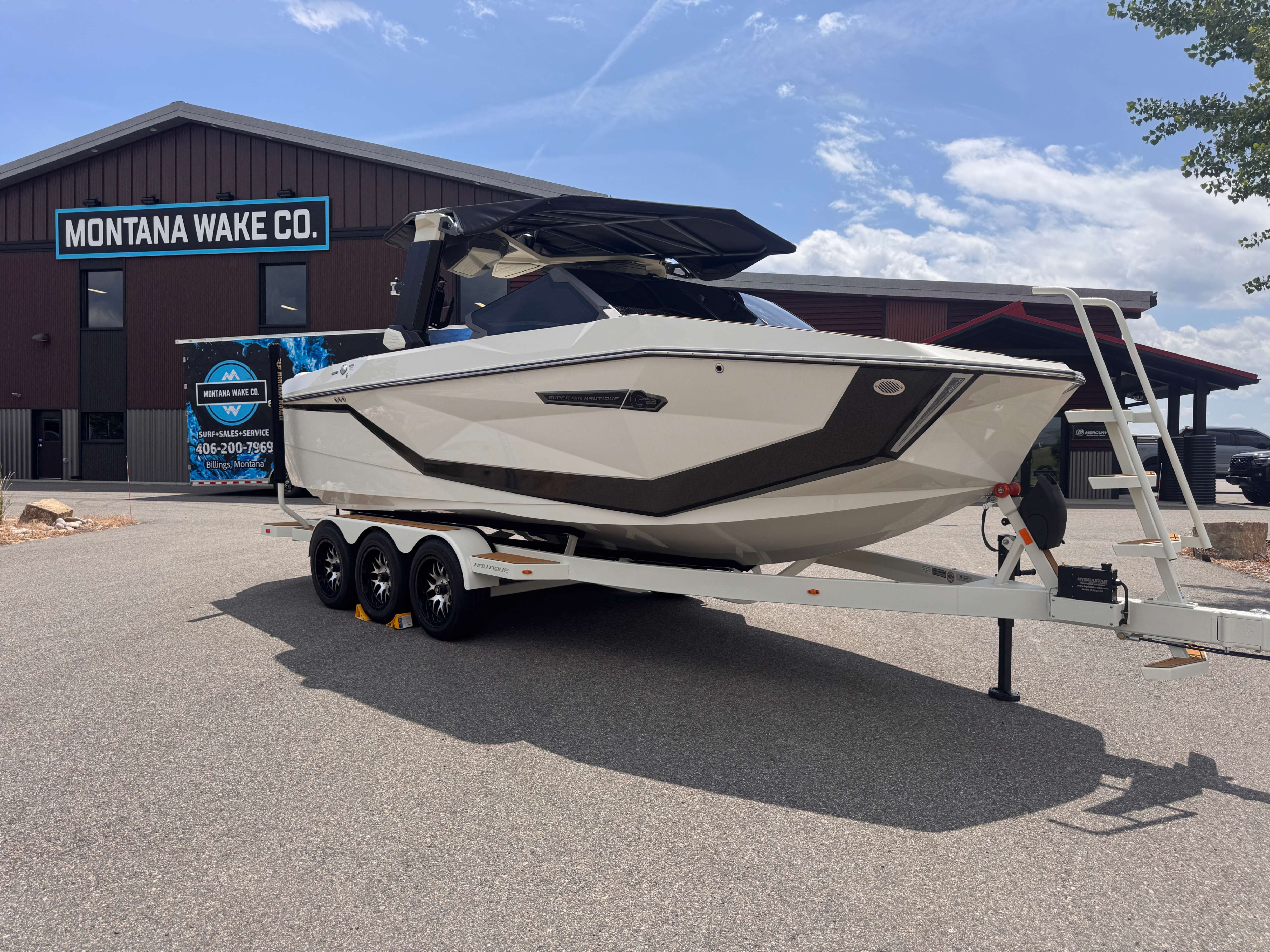 2025 Nautique G23
