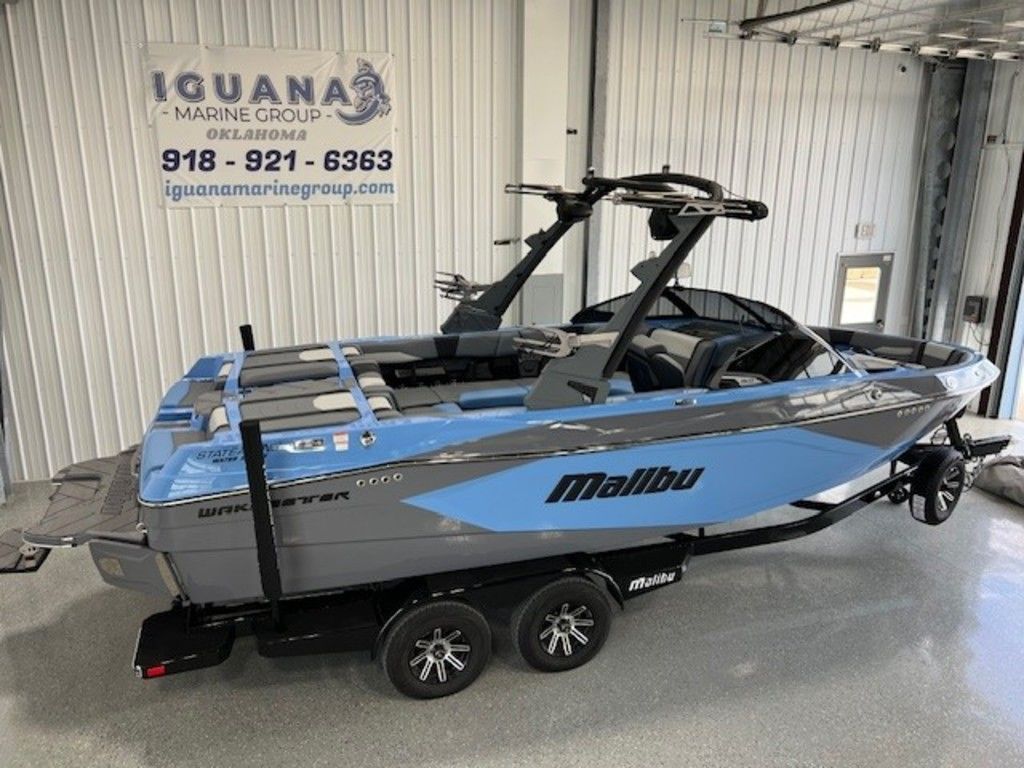 2024 Malibu Boats 23 LSV