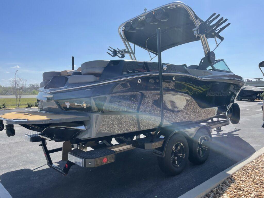 2023 MasterCraft XT23
